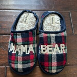 Dearfoams Cozy Comfort Holiday Plaid Warm Slippers size Medium (7-8)